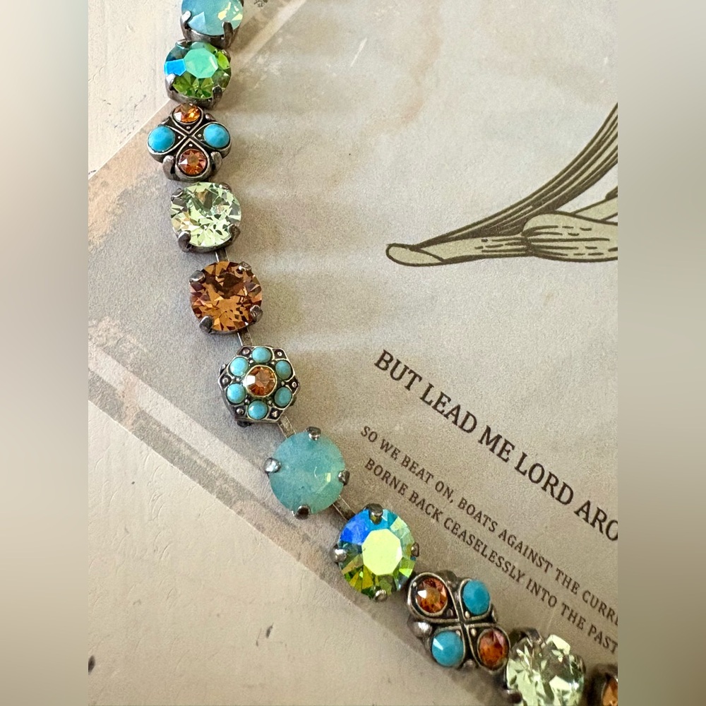Like NEW!! Mariana Earth Tone Crystal Necklace Earrings Set - Picture 6 of 9